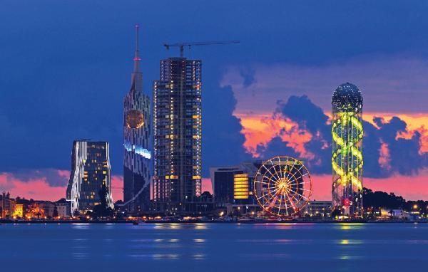 راهنمای هتل های لوکس باتومی: بهترین اقامتگاه های 5 ستاره در مروارید دریای سیاه راهنمای هتل های لوکس باتومی: بهترین اقامتگاه های 5 ستاره در مروارید دریای سیاه